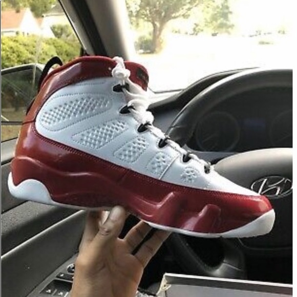 Retro Air Jordan 9's University Red White & Black - Picture 3 of 5